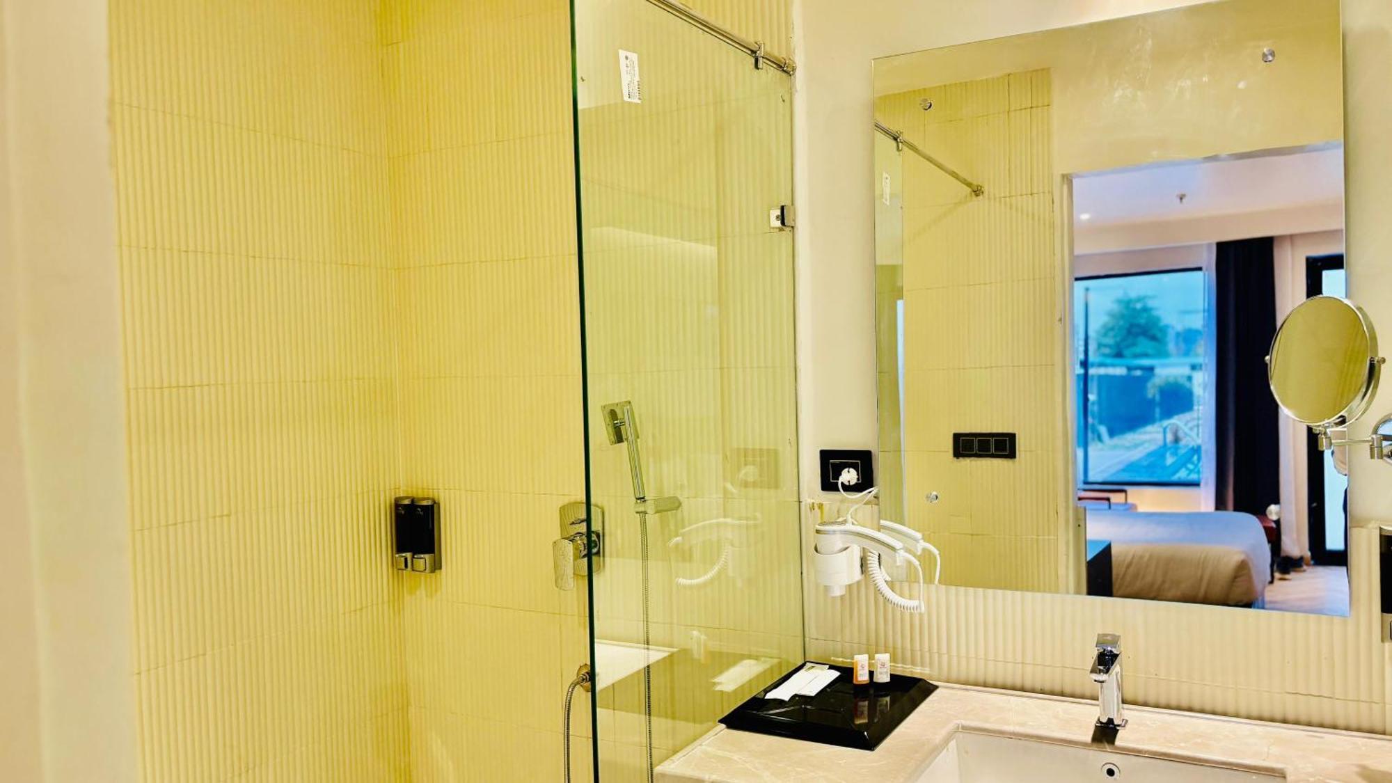 Vintclub Resort Lucknow Extérieur photo